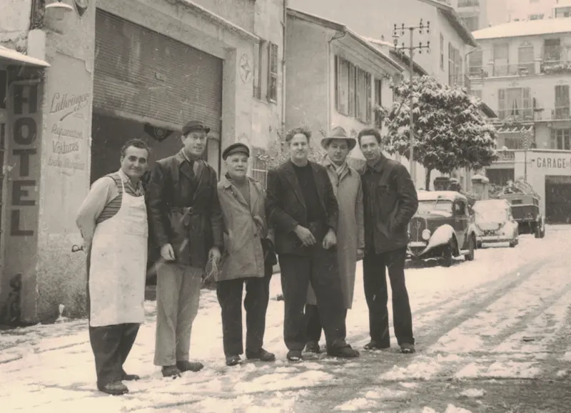 Hiver enneigé au Garage Luthringer, 1954